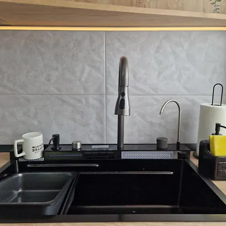 Ella's House Coresi Appartamento